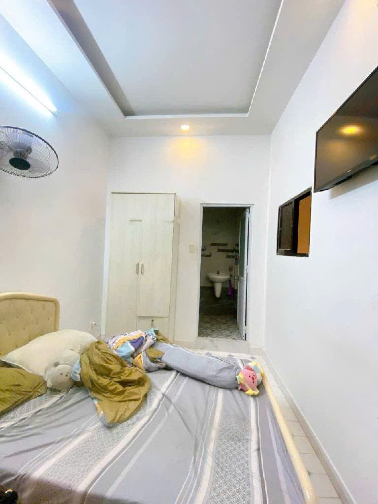 TRUNG TÂM Q.11 – NGANG 5.5M – 3 TẦNG BTCT